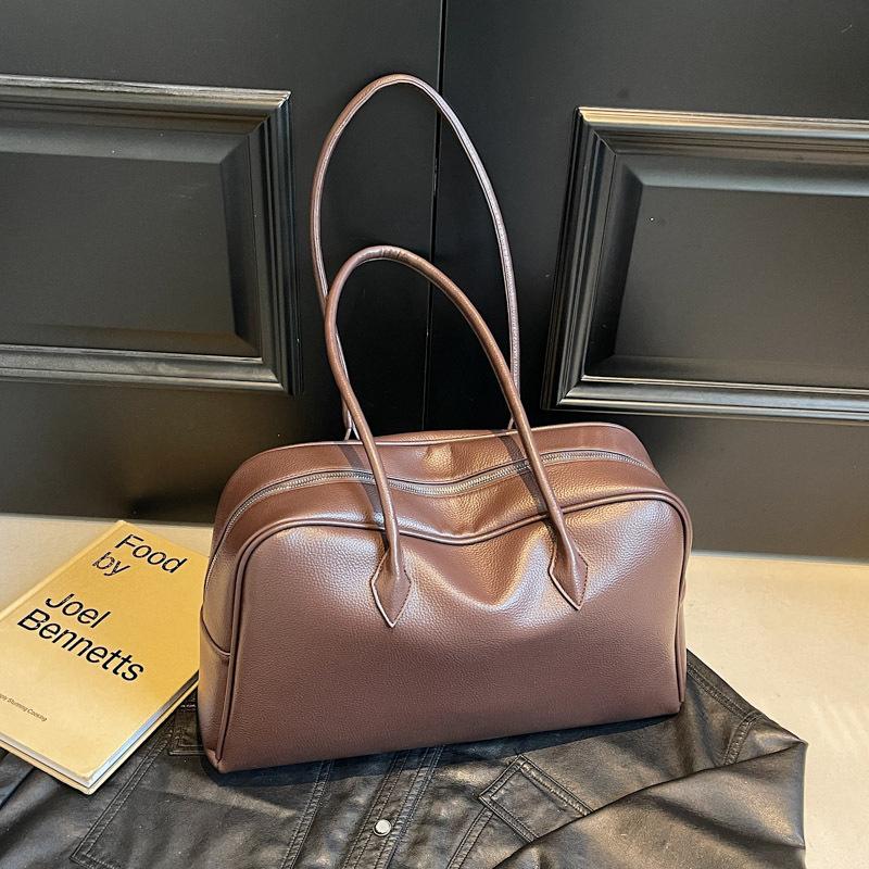 Soft Luxury Bowling Shoulder Bag Fashi Simple Brand Large Capacity Brand Tote Bag High-end Versatile New Commuter Underarm Bag