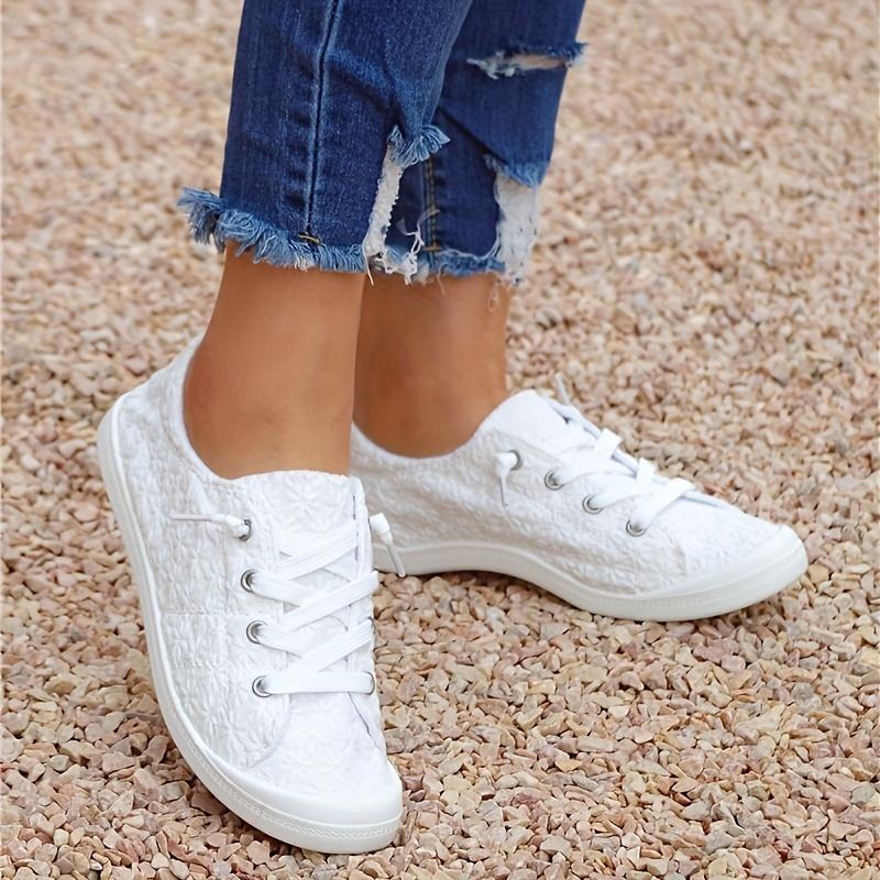New Women'S Sports Shoes in White Snowflake Design, Easy Slip-On Casual Shoes with a Comfortable Soft Sole, Suitable for All Seasons.