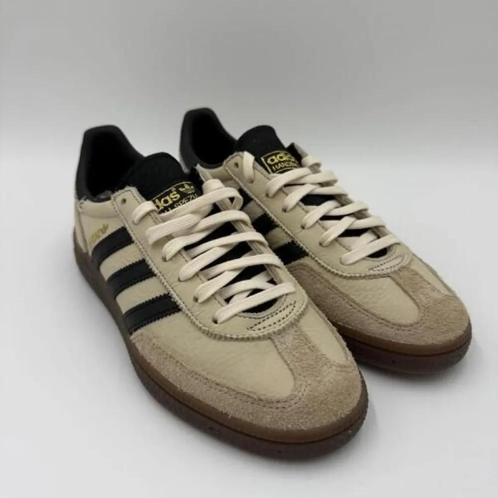 [adidas] ] Spezial Handball Wonder White Core Black IE3698 225