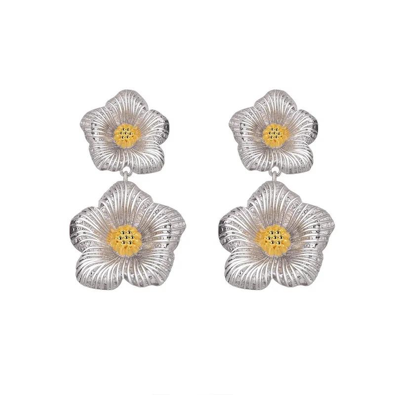 Retro Oil Painting Style Shining Flowers Earings Wire Drawing Gardenias Drop Earrings for Women Exquisite Wedding Zircon