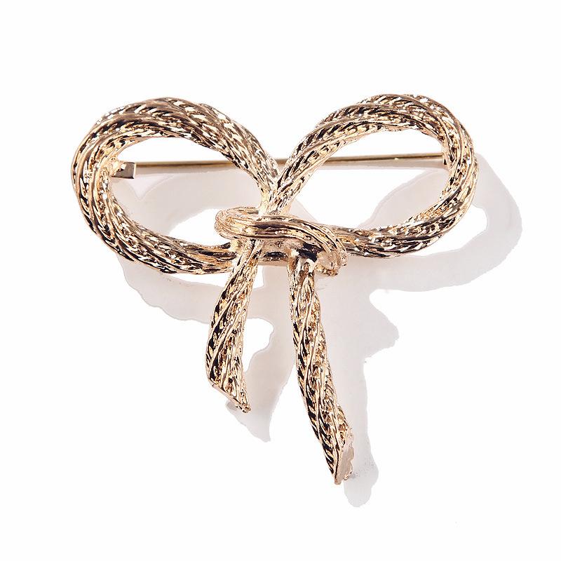 

Hundreds of Gold Twine Pattern Three-dimensional Oil Drip Bow Alloy Brooch Personality Fashion Female Accessories Brooch Jewelry