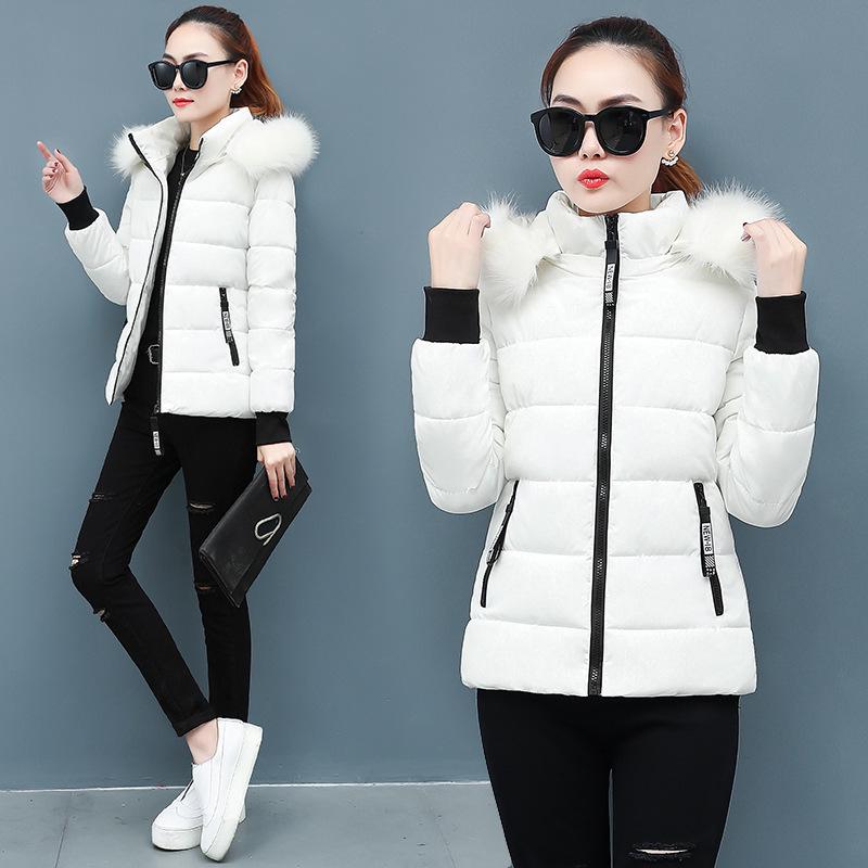 Women's Winter Short Cotton Jacket with Fur Collar - Slim Fit and Thickened for Warmth