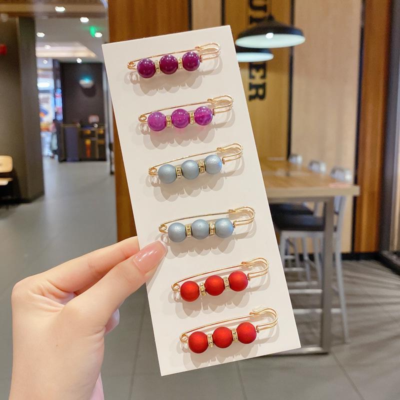 Women's Invisible Pearl Brooch: Anti-Exposure Collar Pin for Shirts and Corsages.