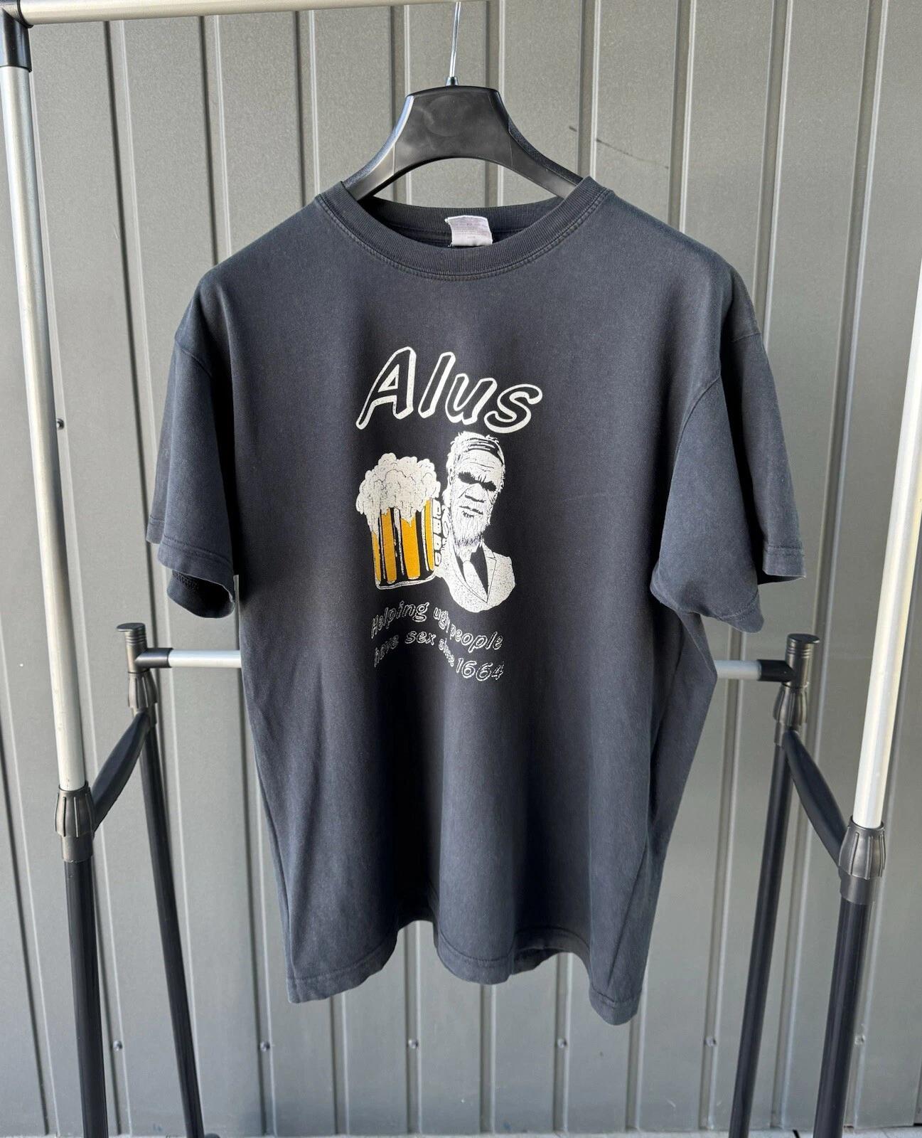 Vintage Beer Helping ugly people have sex since 1664 T shirt L