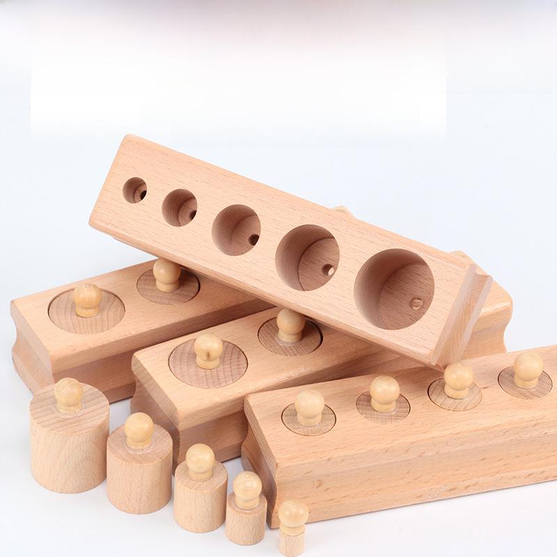 Montessori Holzsteckdosenzylinder Lernspielzeug für die frühe Kindheit und den Kindergarten