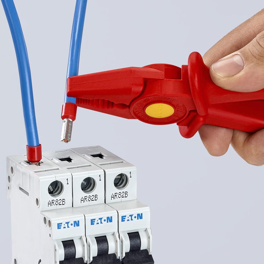 Plastic Insulated Flat Nose Pliers 180Mm - Kn 98 62 01