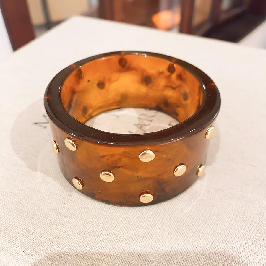 Retro Gothic Rivet Geometric Marbled Bracelet with Diamond Inlays