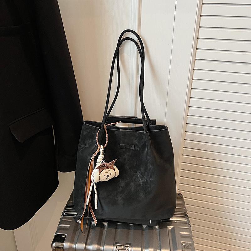 

Autumn commuter big bag women s new retro trendy simple tote bag versatile large capacity shoulder handbag
