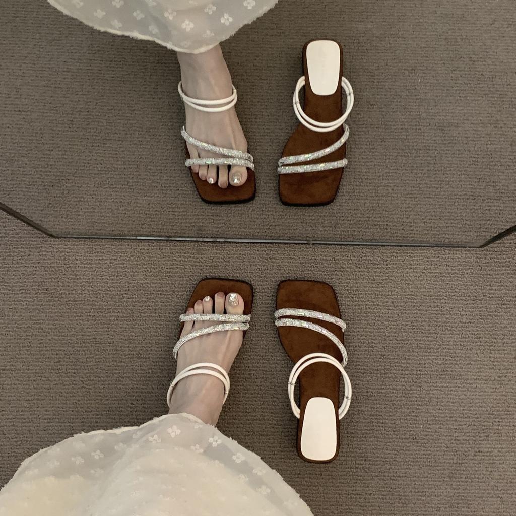 Niche Thick Heel Premium One-word Slippers Fairy Shoes Outer Wear 2025 Summer Temperament Evening French Sandals