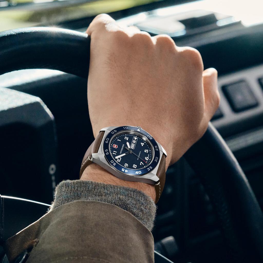 VICTORINOX Swiss Army Quartz 242040 warranty Watch, Blue, 5-year
