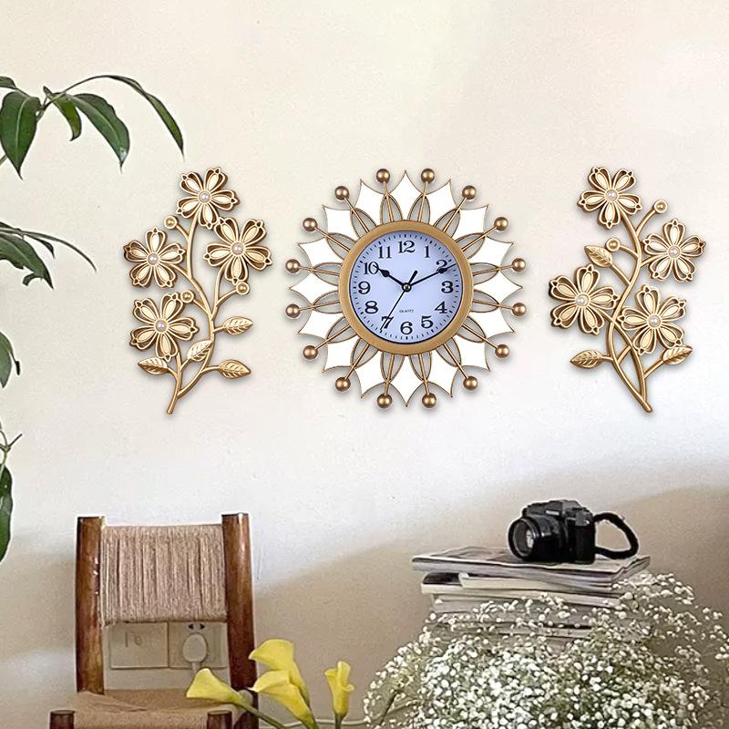Three-piece Set of Hour Hands Living Room Wall Clock Clock Wall Hanging Household High-grade Advanced Wall Clock Clock Creative Wall Clock Decoration