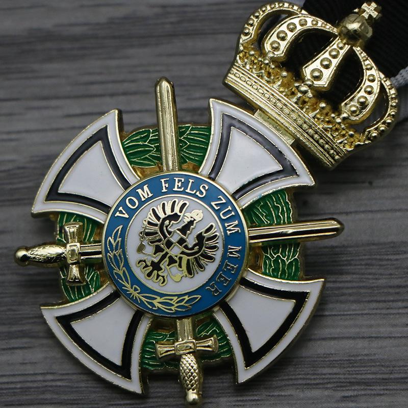 Prussian Knight's Class Order Hohenzollern Double Swords Badge - Film & TV Prop