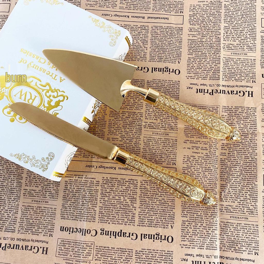 Rose Flower Cake Knife & Spatula Set - Exquisite Metal Alloy Wedding & Tableware Display.