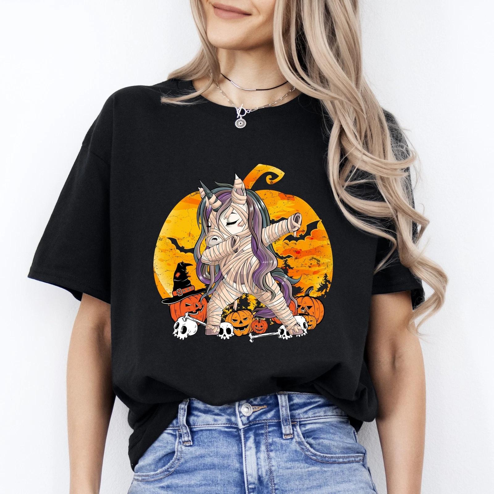 Dabbing unicorn Halloween Unisex T-Shirt Scary Spooky Unicorn dancing tee Black S