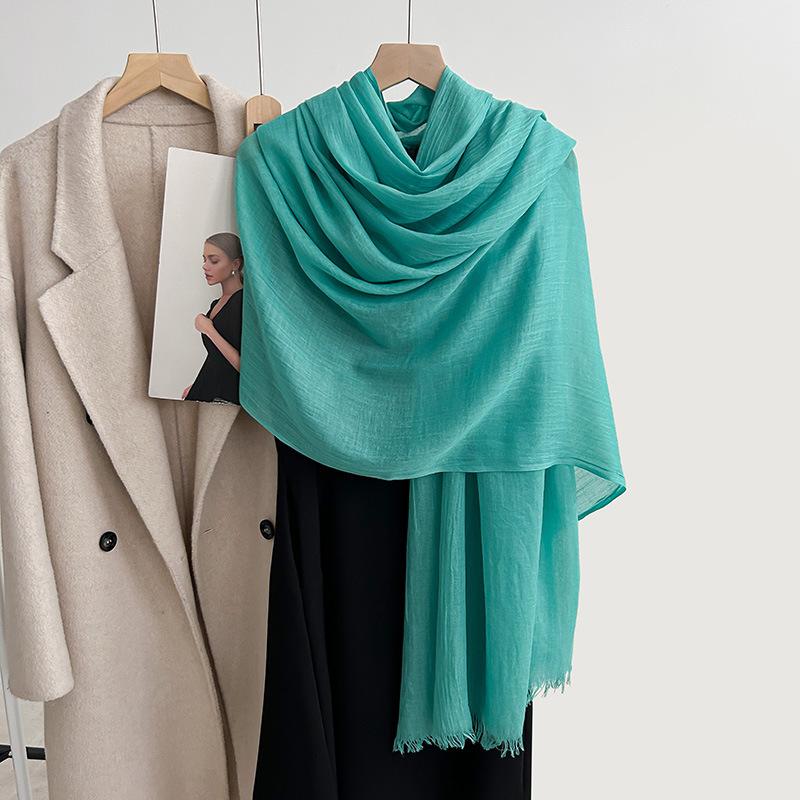 Cotton and linen scarf, fashion, literary style, solid color, linen scarf, women's air-conditioned room, shawl, and sunscreen silk scarf outside.
