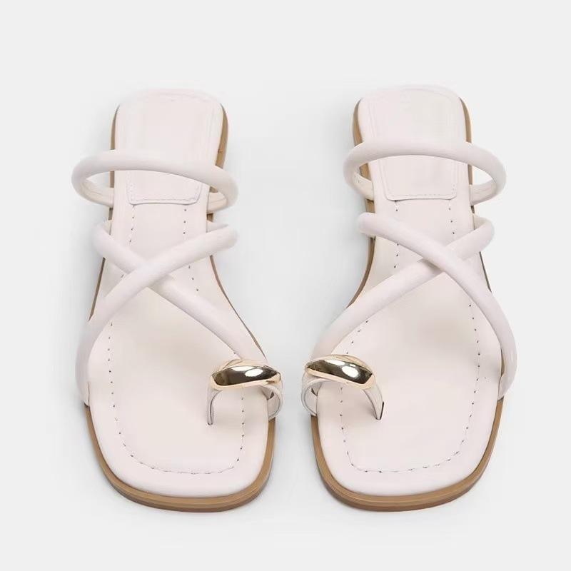 

Новые шлепанцы с перемычкой для пальца женские модные на плоской подошве повседневные пляжные сандалии женские 38