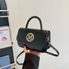 This year popular small bag women's autumn 2025 new fashion retro messenger bag Internet celebrity handbag female Internet celebrity versatile