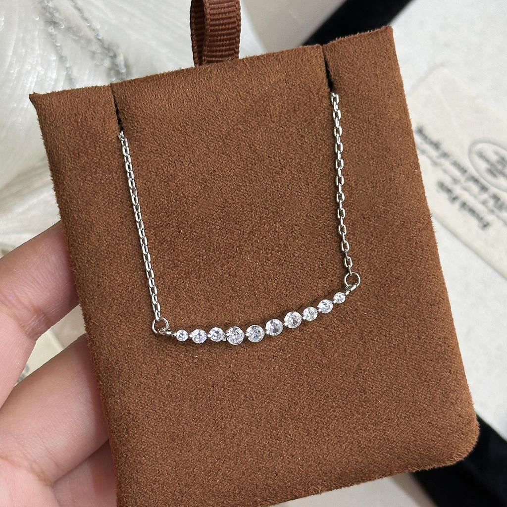 Hot Sale Smile Necklace Hot Sale Light Luxury Design Simple and Simple Clavicle