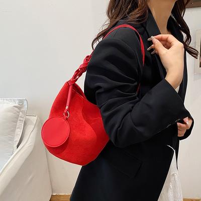 Fashion New Bucket Bag Women's Niche Versatile Shoulder Bag Retro Commuter Suede Handbag