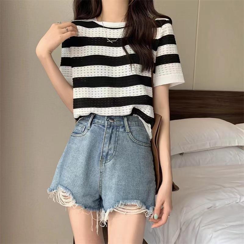 Black and White Striped Knitted Short-sleeved T-shirt Female Summer New Loose Korean Version Thin Round Neck Student Top