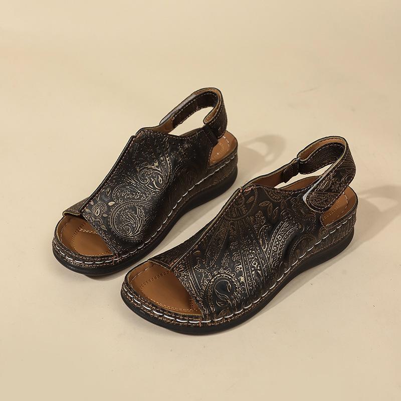 

Босоніжки на танкетці в стилі ретро в стилі ретро, ​​жіночі, літо 2024, нові жіночі босоніжки на товстій підошві на високих підборах 43 золотий