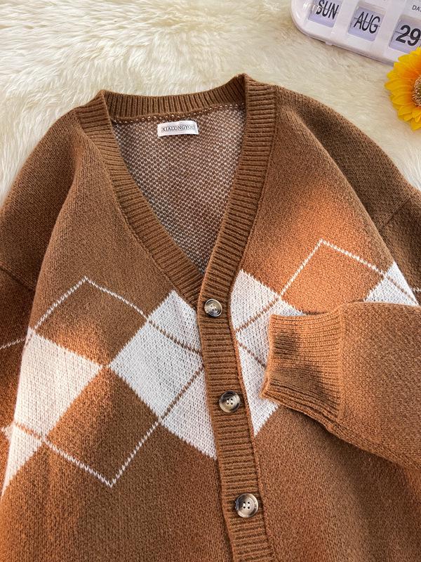 Hong Kong-Style Men's V-Neck Cardigan Sweater - Casual, Versatile, Loose Knit Outerwear for Autumn and Winter