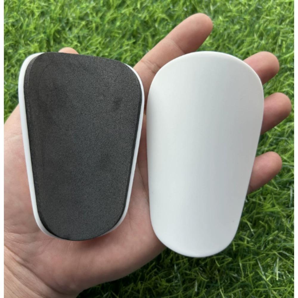 1PCS Football Mini Leg Protector, Football Sports Knee Protector, Suitable for Adults, Children, and Primary School Students