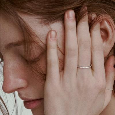 SIEOR (silver 925) Slim Crystal Daily Ring (Size 11/13/15/17)