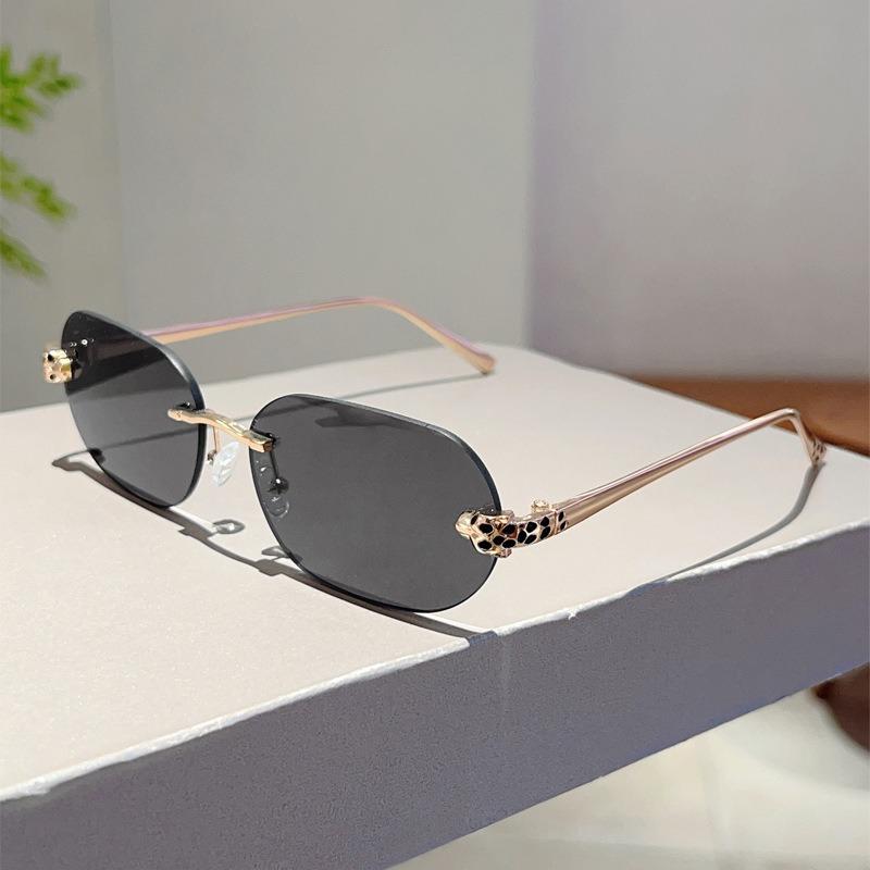 Rimless Oval Sunglasses Men New Fashion Vintage Gradient Casual Shades Women Trendy Luxury Brand Design Decor Sun Glasses