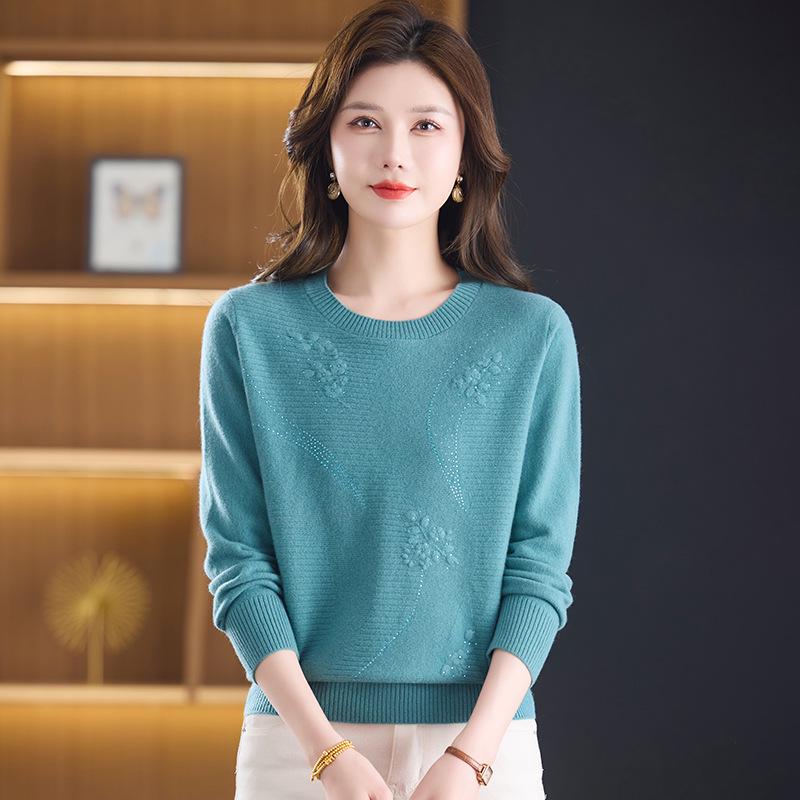 Autumn/Winter 100% Pure Wool Sweater for Mature Women - Knitted Base Layer with Stylish Embroidered Half-High Neck