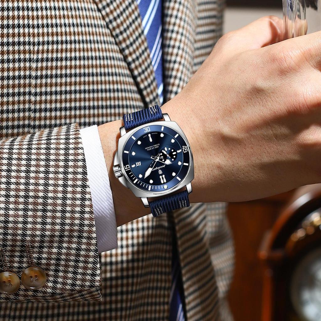Luxury Sport Leather 44mm Round Dial Montre Homme Luminous Waterproof Men Quartz Watch