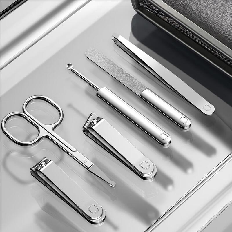 Qisu Professional 6-Piece Nail Clipper Set