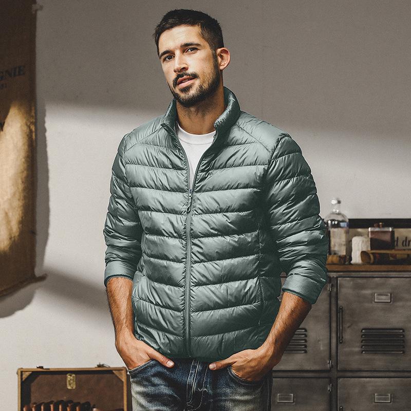 Men's Lightweight Down Jacket - Portable, Anti-static, Winter Hooded for Hiking, Travel, and Mountaineering