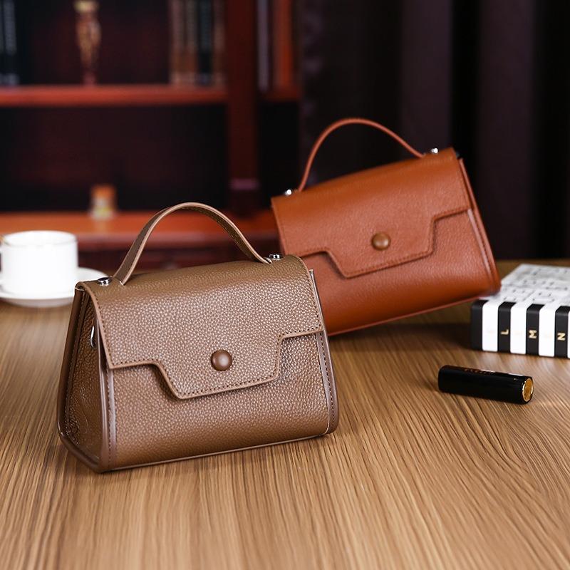 New first-layer cowhide messenger bag simple portable retro niche texture light luxury women's bag