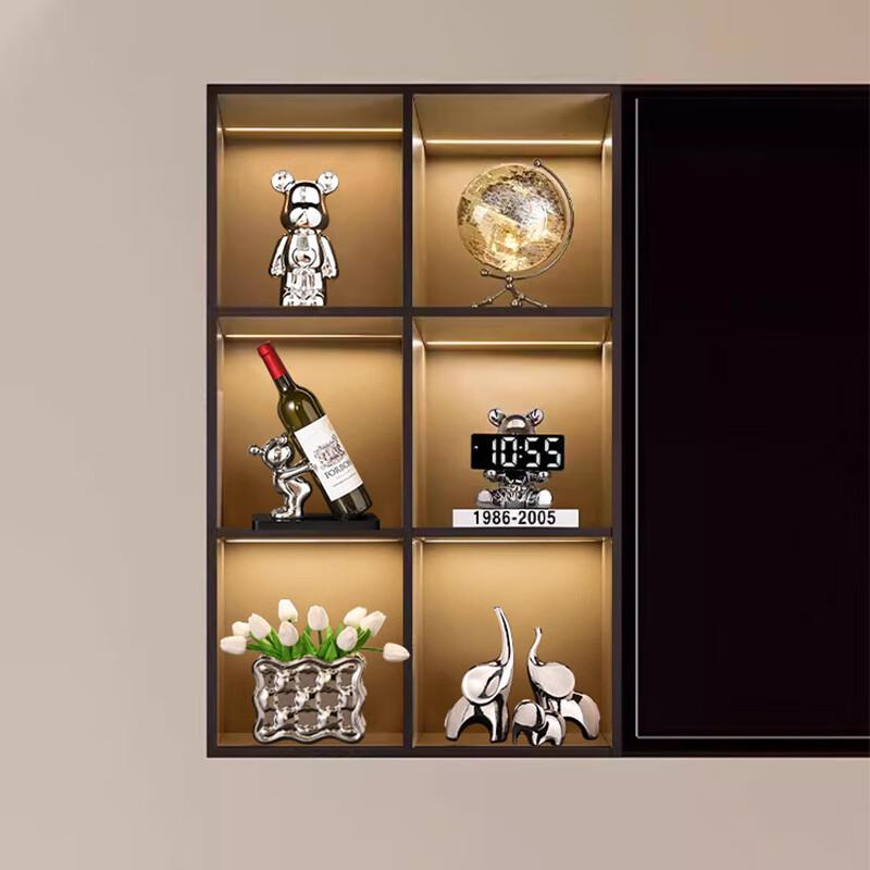 Ruijie Decorative Figure Bookends