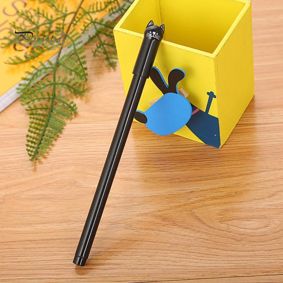 Cartoon Cat Stationery 4Pcs Gel Pens 0.5mm Fine Point Writing Fluently Cute Quick-drying Non-slip Pen Design Comfortable Grip Ergonomic Ink Cap