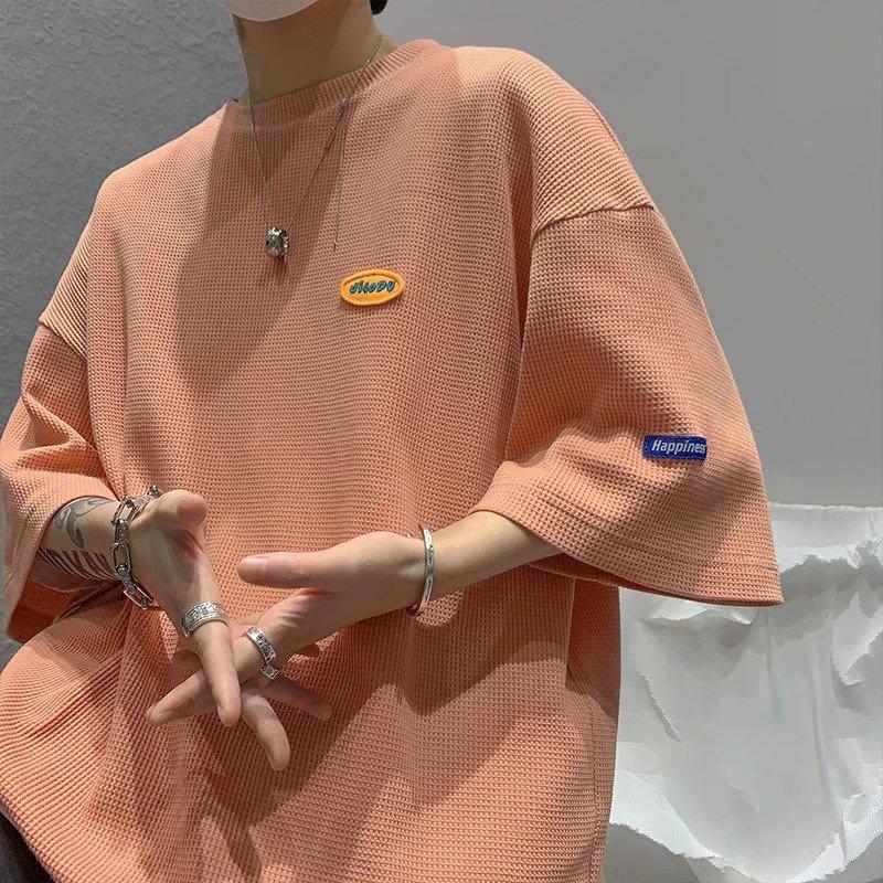 

Новая вафельная футболка с коротким рукавом, мужская летняя корейская свободная повседневная футболка для мужчин, дышащий топ с половиной рукава, мужская гонконгская модная футболка с принтом