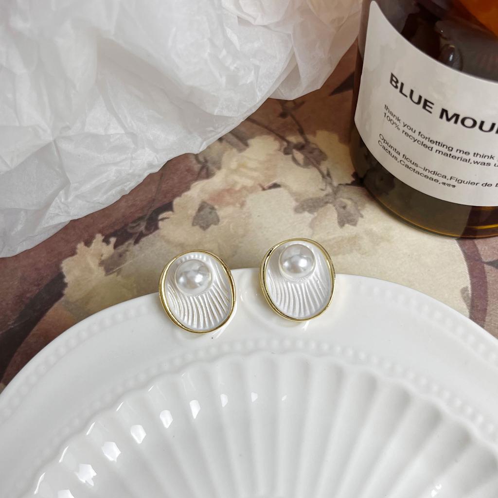 S925 silver needle French drip glaze shell pearl stud earrings women's new simple niche design temperament earrings