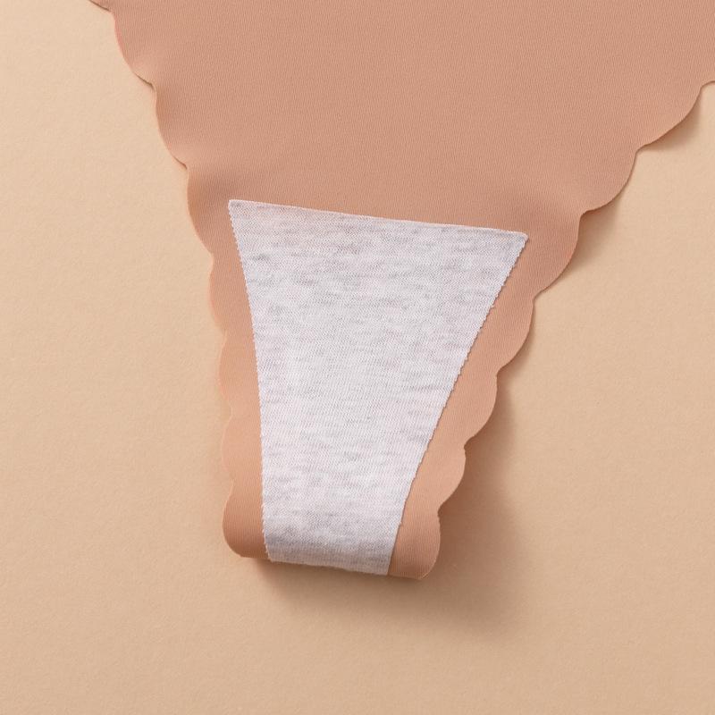 Women's Ice Silk Low-Waist Seamless Panties with Pure Cotton Crotch - Sexy European & American Plus Size Triangle Design
