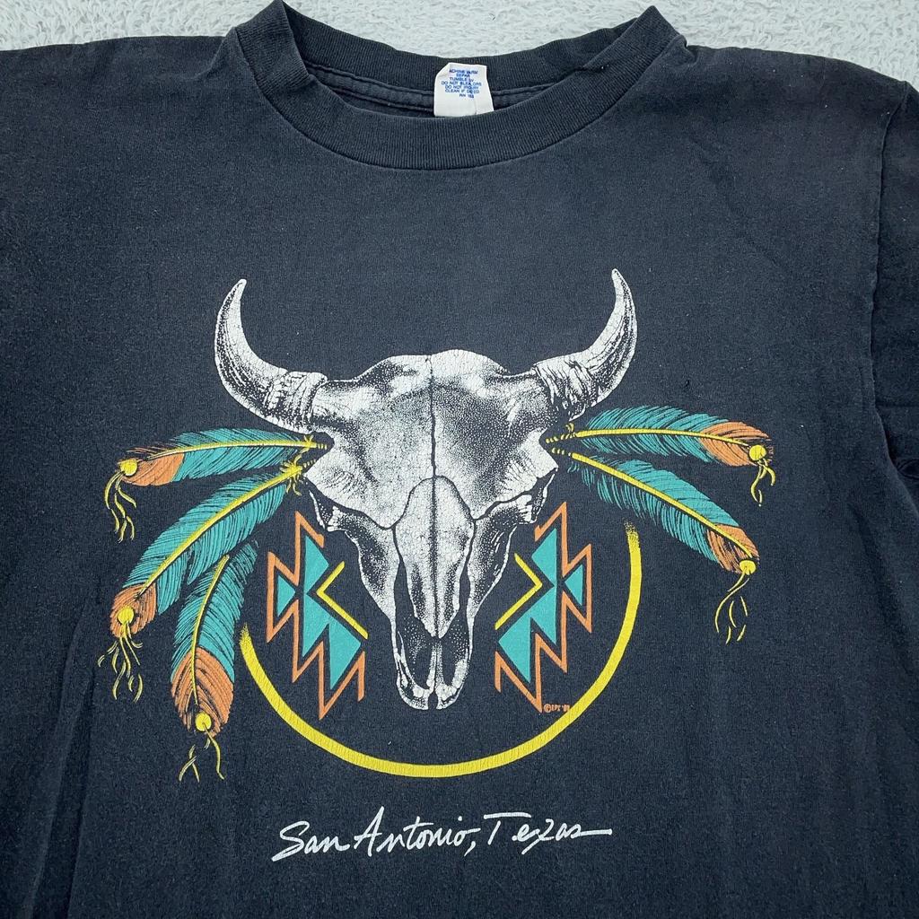 Vtg 80s San Antonio Texas Bull Skull Feathers T-Shirt Fits S Black Indian USA