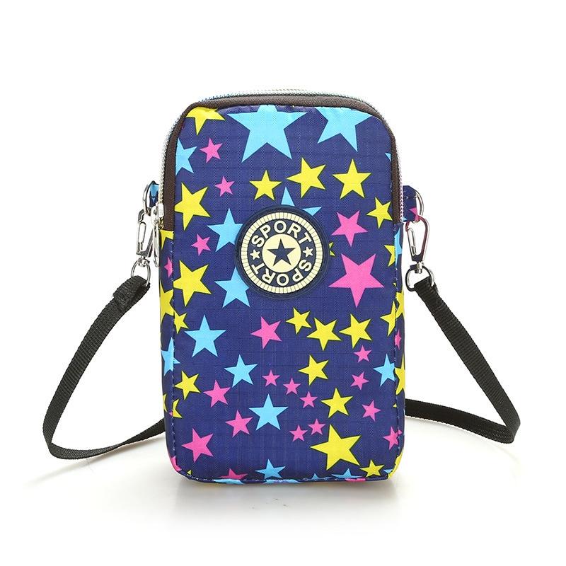 Wysokiej Jakości Damska Nylonowa Sportowa Torba na Ramię do Stylowego i Funkcjonalnego Użytku