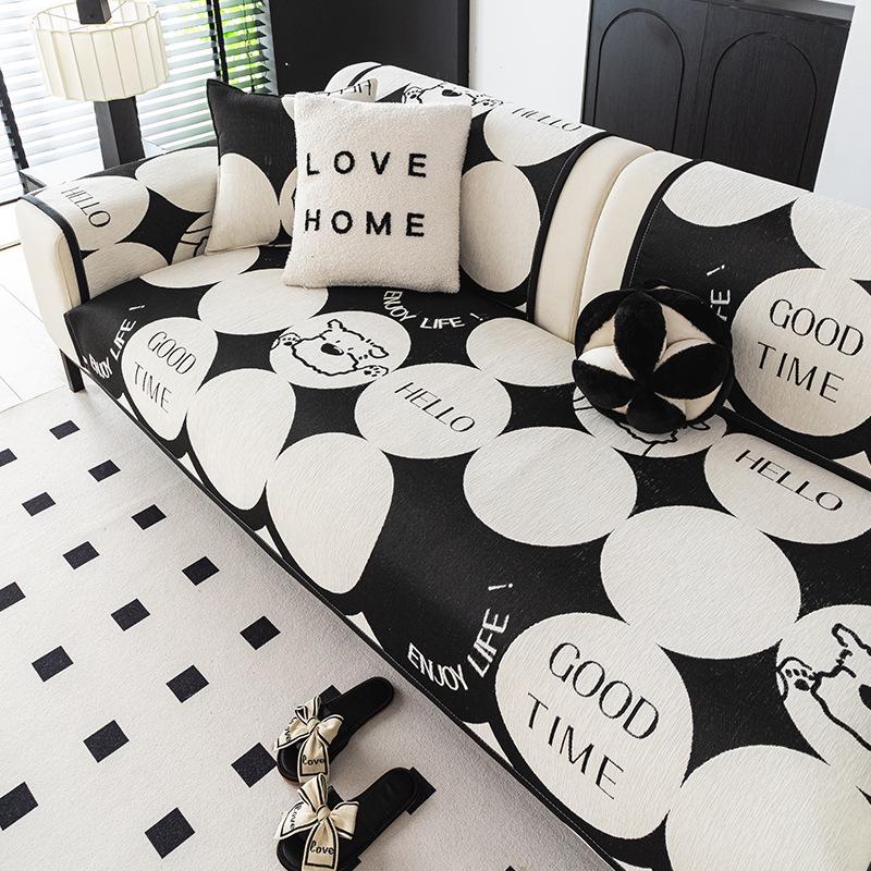 

Light Luxury High-End Sofa Cushion Universal In All Seasons New Non-Slip Seat Cushion Leather Sofa Cover Full Cover Cloth Towel 70*70cm