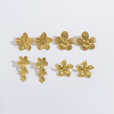 18K Gold-Plated Floral Stainless Steel Stud Earrings for Women - Elegant European & American Style Ear Jewelry