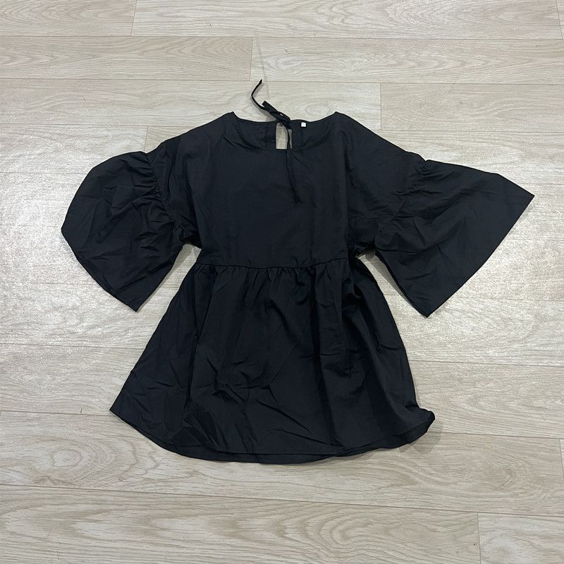 

812 Japanese Single Summer New Arrival Loose Korean Style Bell Sleeve Tops round Neck Slingback Waist Tight Fashion All-Match Black M