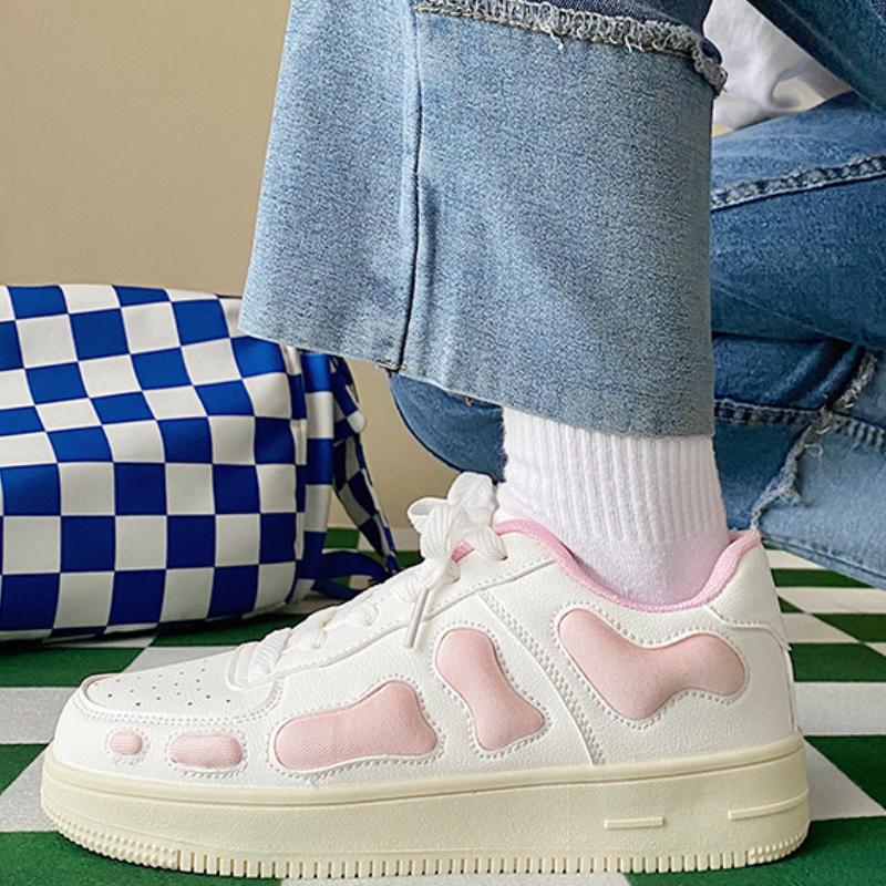 Simple and Versatile Pink Small White Shoes 2024 New Fashion Wear Resistance Anti Slip Spring and Autumn Women's Cricket Shoes