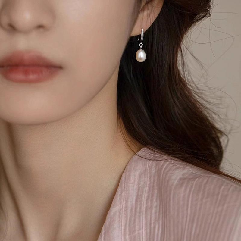 Elegant S925 Teardrop Freshwater Pearl Earrings for Women