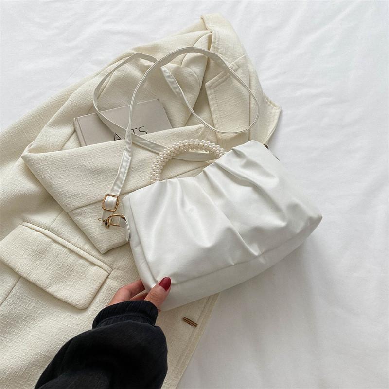 Fashionable Cloud Shape Pu Handbag 2024 New Korean Street Fashion Shoulder Bag With Soft Hardness белый