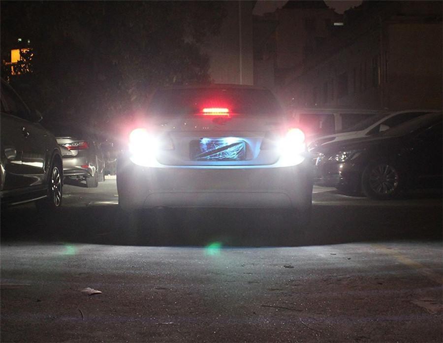 This High Power T15 LED Bulb Is Powered by 18 Pieces 3030 SMD LED Chips On Top with 6 Pieces 3030 SMD LED Chips On the Sides.