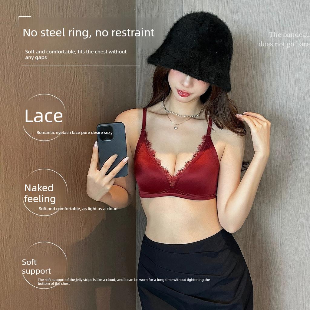Women's Summer Ultra Thin Sexy Lace Small Bosom Gathers No Underwire To Receive Pair of Milk Underwear