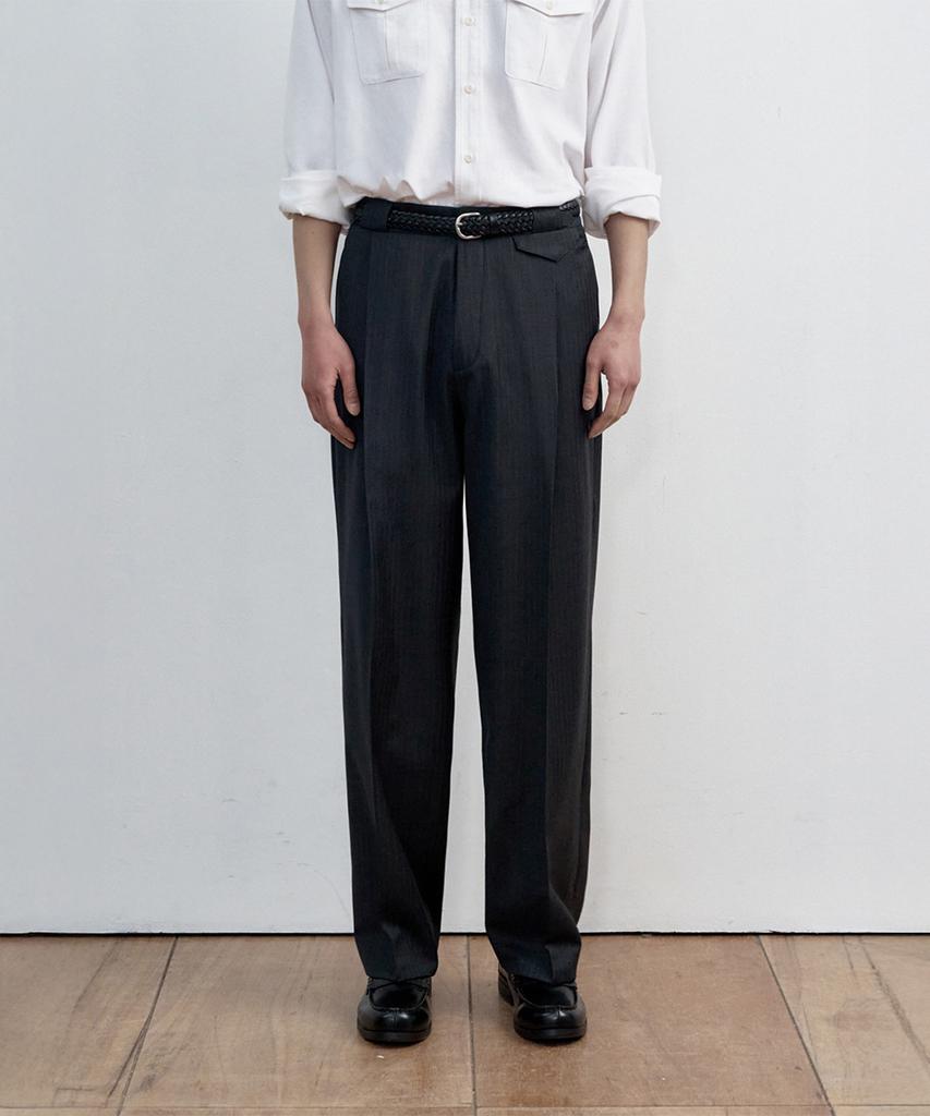 SIECLE Striped One-Pleat Wide Trousers (Charcoal Gray)